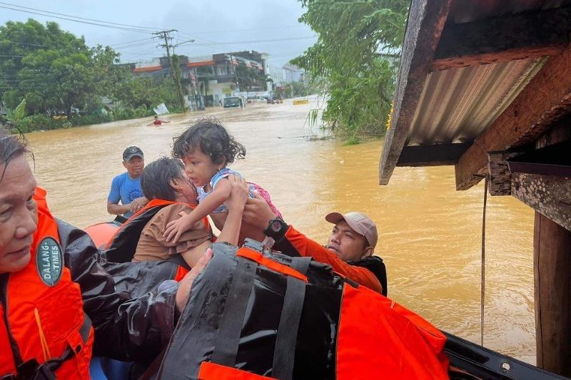 One dead, over 80,000 displaced due to heavy rain â�� NDRRMC